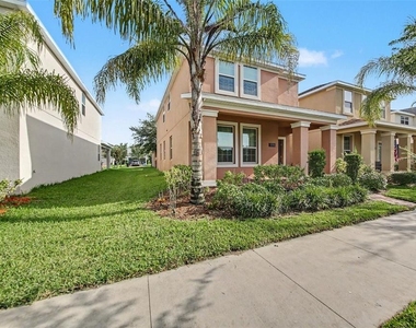 11118 Longleaf Woods Drive - Photo Thumbnail 1