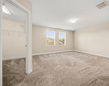 11118 Longleaf Woods Drive - Photo Thumbnail 17