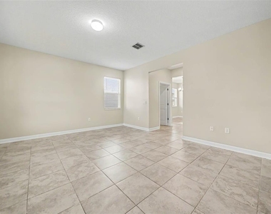 11118 Longleaf Woods Drive - Photo Thumbnail 9