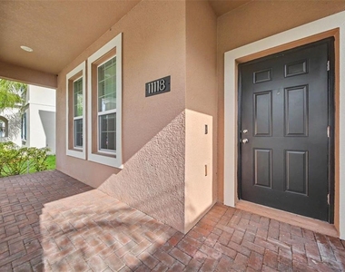 11118 Longleaf Woods Drive - Photo Thumbnail 5