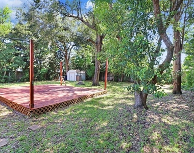 1131 Dogwood Avenue - Photo Thumbnail 23