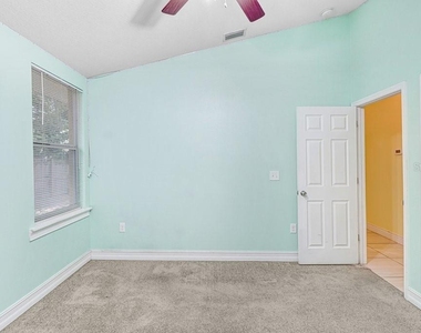 1131 Dogwood Avenue - Photo Thumbnail 18