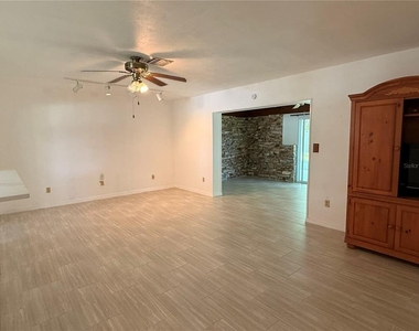 164 Pinewood Avenue - Photo Thumbnail 18