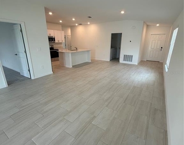 32985 Twin Flower Ave - Photo Thumbnail 2