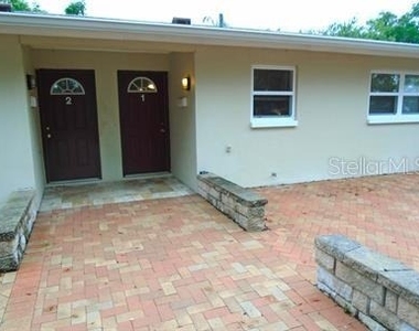 7100 Dartmouth Avenue N - Photo Thumbnail 2
