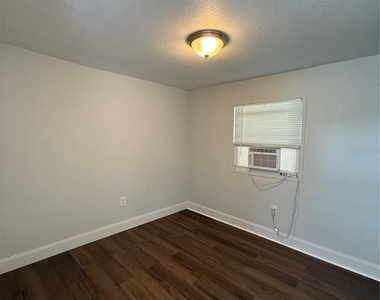 37412 Carringer Rd - Photo Thumbnail 6