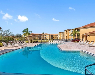 4323 Bayside Village Drive - Photo Thumbnail 6