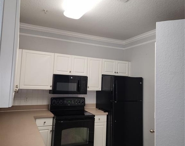 4323 Bayside Village Drive - Photo Thumbnail 21