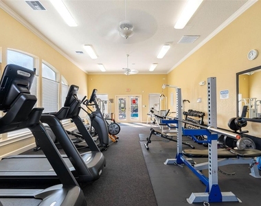 4323 Bayside Village Drive - Photo Thumbnail 13