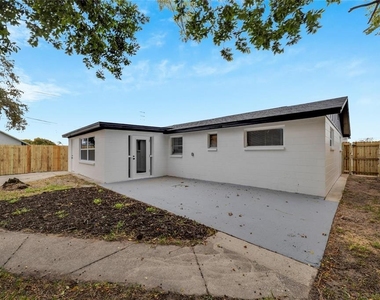 4012 Valencia Drive - Photo Thumbnail 12