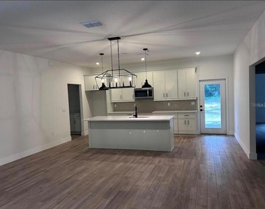 330 Kimble Avenue - Photo Thumbnail 2