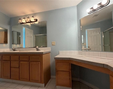 1831 Winchester Court S - Photo Thumbnail 21