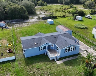 1831 Winchester Court S - Photo Thumbnail 2