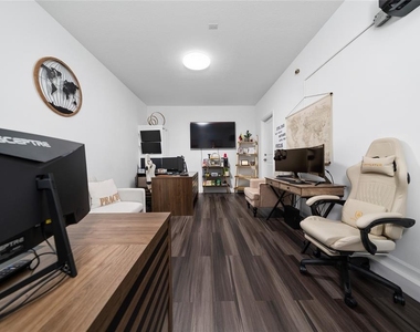 386 Cadberry Place - Photo Thumbnail 12