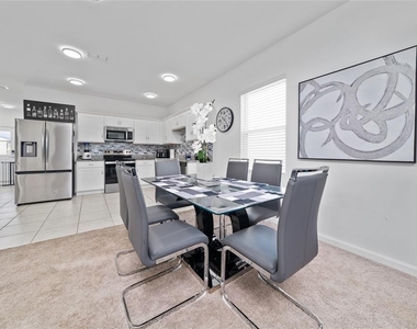 386 Cadberry Place - Photo Thumbnail 6