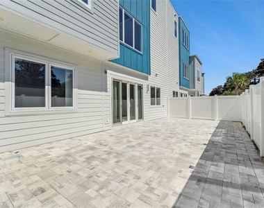 7760 Sandy Ridge Drive - Photo Thumbnail 21