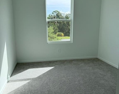1231 Orion St - Photo Thumbnail 7