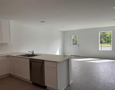 1231 Orion St - Photo Thumbnail 16