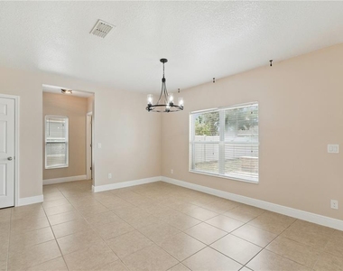 2227 Napone Lane - Photo Thumbnail 7