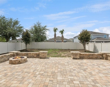 2227 Napone Lane - Photo Thumbnail 30