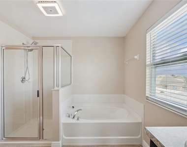 2227 Napone Lane - Photo Thumbnail 18