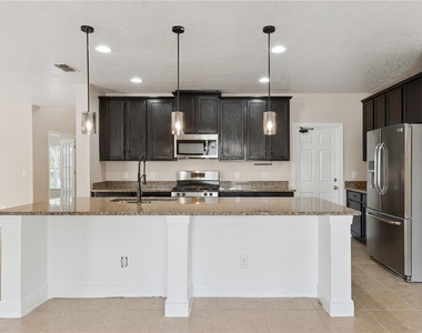 2227 Napone Lane - Photo Thumbnail 11