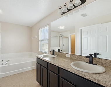 2227 Napone Lane - Photo Thumbnail 19
