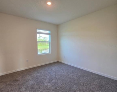 1013 Champion Ridge Drive - Photo Thumbnail 26