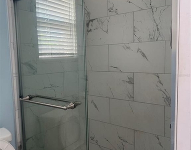 46 Grand Junction Boulevard - Photo Thumbnail 2