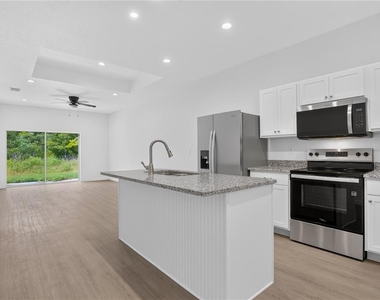 630 Nw 59th Avenue - Photo Thumbnail 3