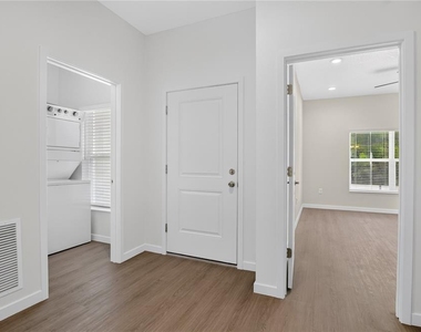 630 Nw 59th Avenue - Photo Thumbnail 6