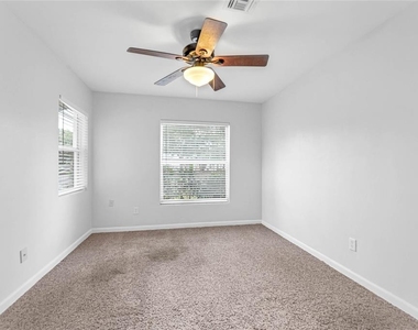 2366 Coldstream Drive - Photo Thumbnail 16