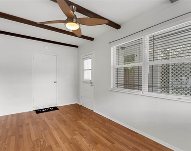 2366 Coldstream Drive - Photo Thumbnail 9