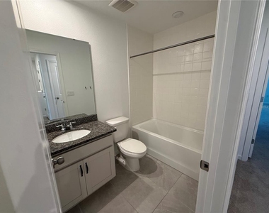 9080 Ocean Tide Way - Photo Thumbnail 16