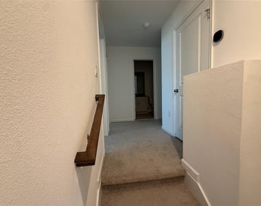 9080 Ocean Tide Way - Photo Thumbnail 12