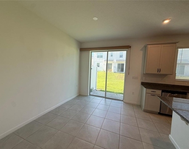 9080 Ocean Tide Way - Photo Thumbnail 3