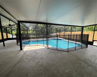 820 Stonechapel Court - Photo Thumbnail 2