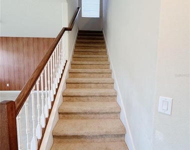 2428 Chateau Loop - Photo Thumbnail 17
