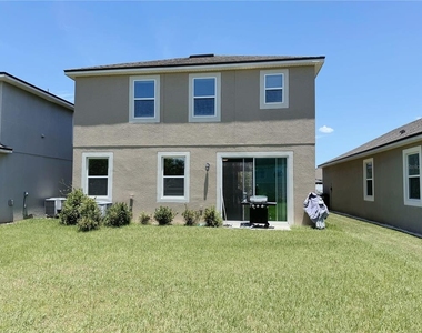 2428 Chateau Loop - Photo Thumbnail 35