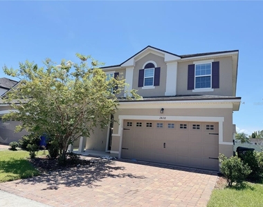 2428 Chateau Loop - Photo Thumbnail 1