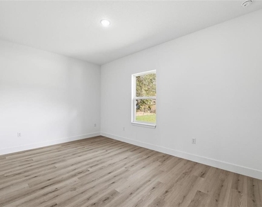 2275 W Linden Drive - Photo Thumbnail 26