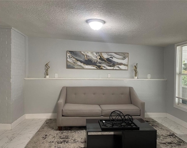 729 Seminole Avenue - Photo Thumbnail 1
