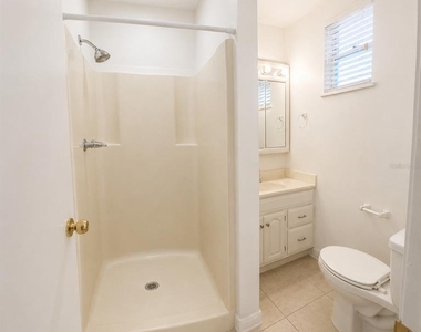 1145 Cordova Avenue - Photo Thumbnail 19