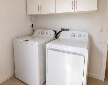 1145 Cordova Avenue - Photo Thumbnail 20