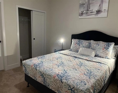17240 Blessing Drive - Photo Thumbnail 21