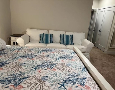 17240 Blessing Drive - Photo Thumbnail 20