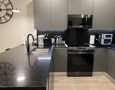 17240 Blessing Drive - Photo Thumbnail 3
