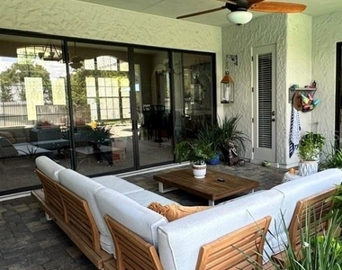 5150 Vistamere Court - Photo Thumbnail 26