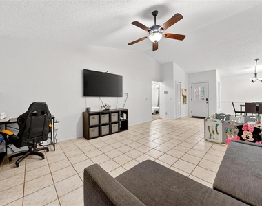 5107 Deer Creek Drive - Photo Thumbnail 22