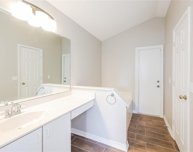 817 Albi Court - Photo Thumbnail 9